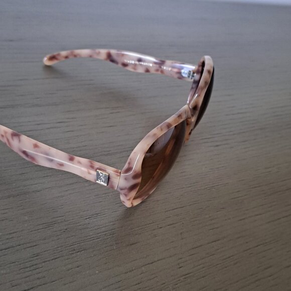 YVES SAINT LAURENT Vintage Sunglasses Large Tortoise Frames YSL Logo 80s - Picture 8 of 11